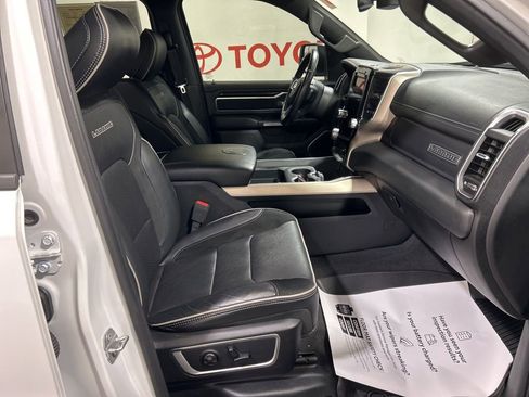 Used 2019 RAM 1500 Laramie w/ Sport Appearance Package image 12