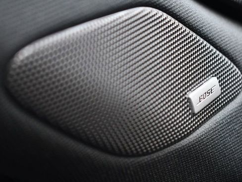 Used 2020 Cadillac XT4 Premium Luxury image 34