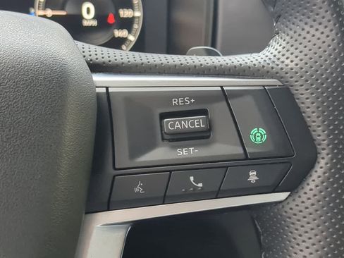 Used 2024 Mitsubishi Outlander SEL image 25