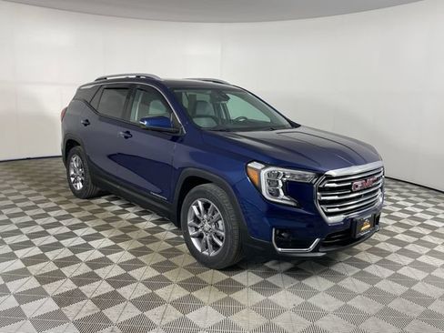 Certified 2022 GMC Terrain SLT w/ Infotainment Package II FWD image 23