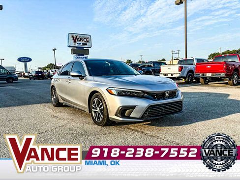 Used 2023 Honda Civic LX image 1