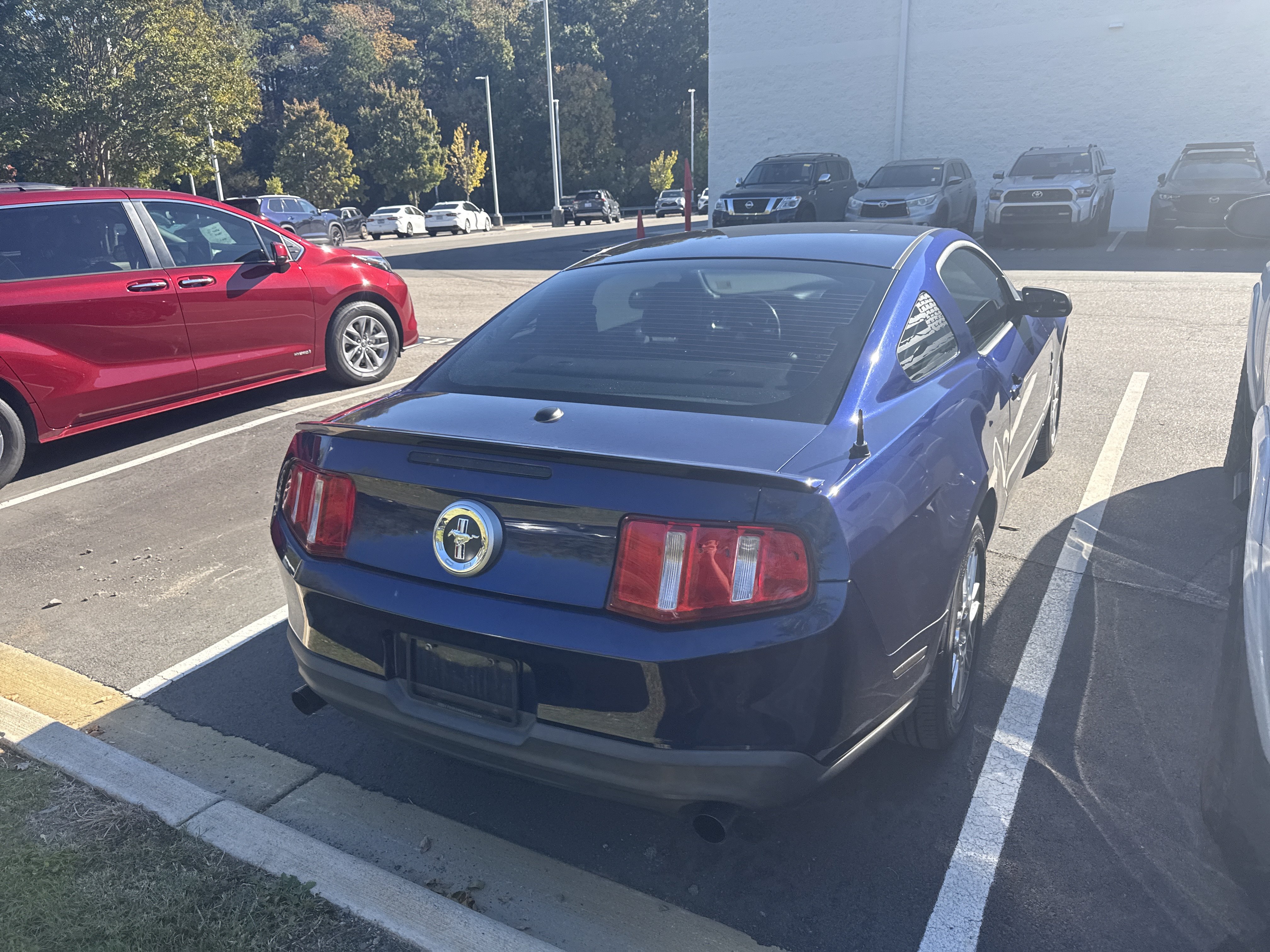 Used 2012 Ford Mustang Premium RWD image 7
