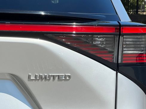 Certified 2023 Toyota bZ4X AWD image 17