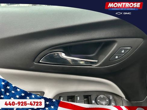 Used 2024 Chevrolet Equinox LT w/ LPO, Floor Liner Package FWD image 10