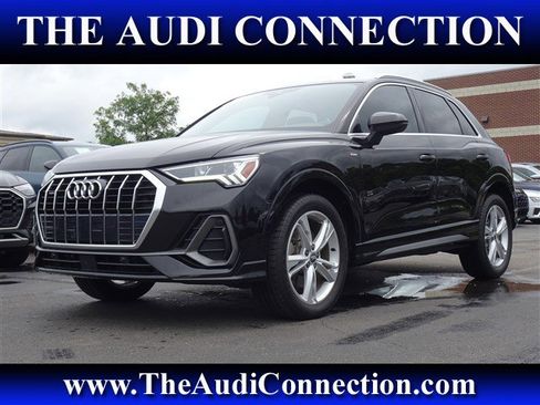 Used 2020 Audi Q3 2.0T Premium Plus w/ Premium Plus Package AWD/4WD image 1
