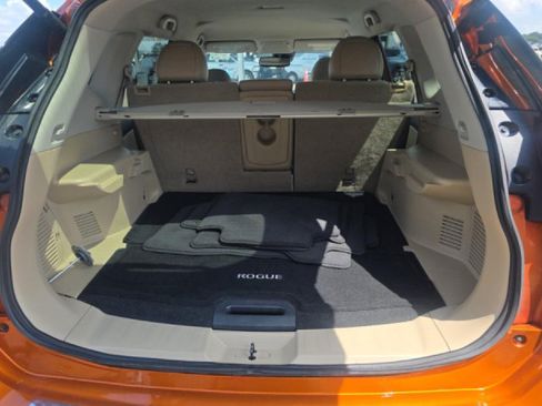 Used 2019 Nissan Rogue SL AWD/4WD image 8