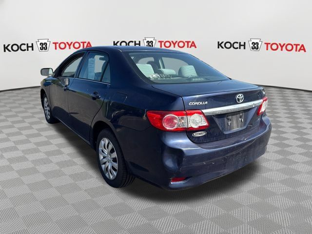 Used 2013 Toyota Corolla LE FWD image 4