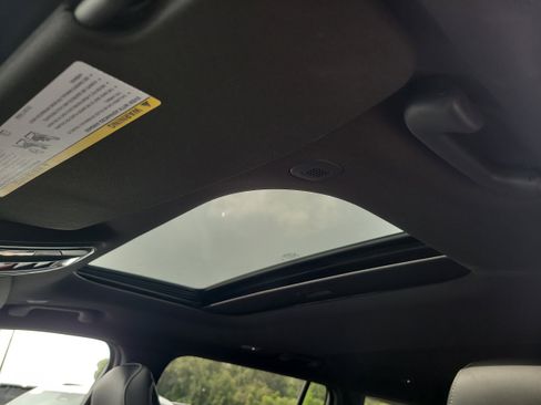 New 2025 Jeep Grand Cherokee L Altitude image 15