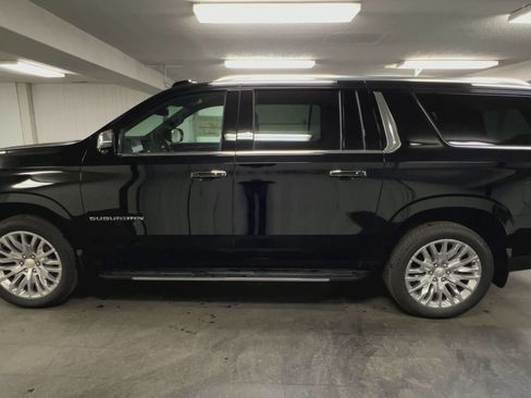 New 2025 Chevrolet Suburban Premier image 40