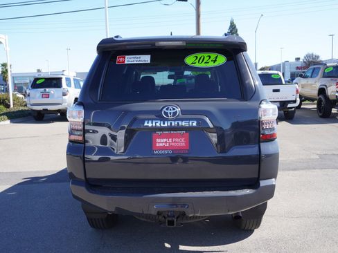 Used 2024 Toyota 4Runner SR5 Premium image 11