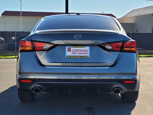 Certified 2023 Nissan Altima 2.5 SV w/ SV Premium Package image 5