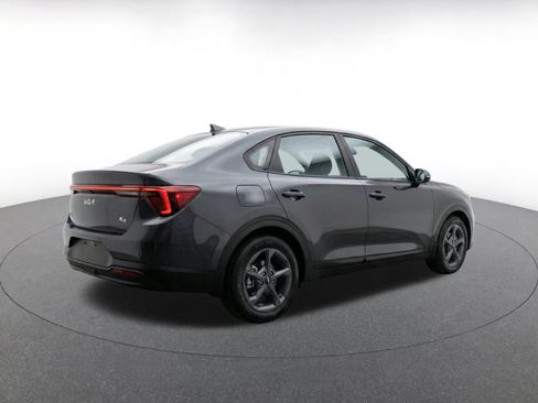 Used 2025 Kia K4 FWD image 7