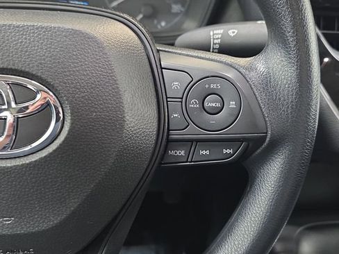 Certified 2025 Toyota Corolla LE image 14