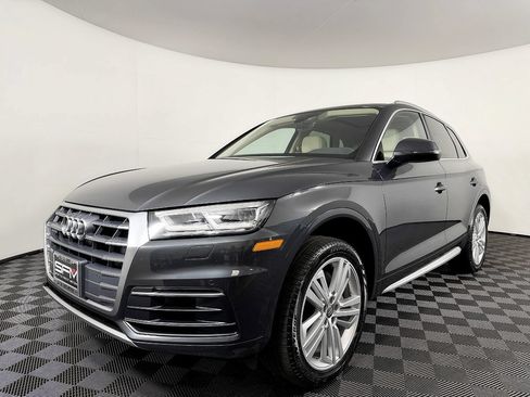 Used 2018 Audi Q5 2.0T Premium Plus w/ Premium Plus Package AWD/4WD image 2