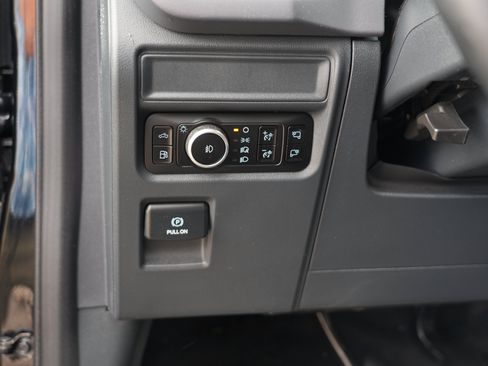 Used 2025 Ford F150 XLT w/ Equipment Group 302A MID AWD/4WD image 19