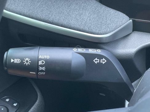 Used 2026 Nissan Kicks SV FWD image 22