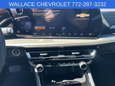 Certified 2026 Chevrolet Traverse LT w/ Driver Confidence Package image 16