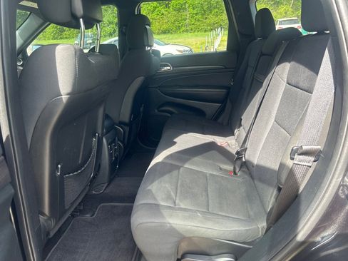 Used 2014 Jeep Grand Cherokee Laredo w/ Quick Order Package 23E image 15