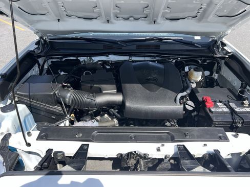 Used 2023 Toyota Tacoma SR AWD/4WD image 25