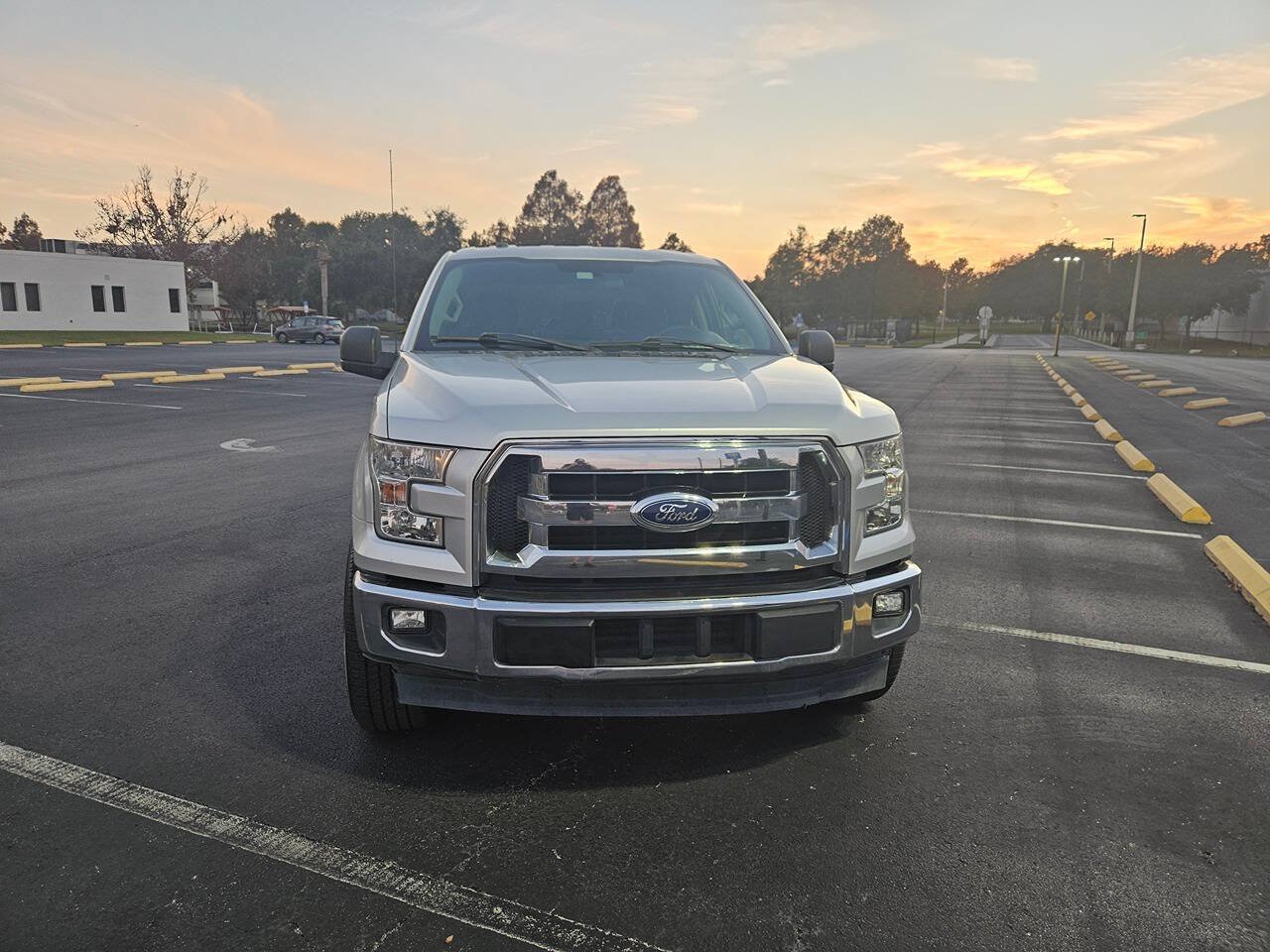 Used 2017 Ford F150 XLT RWD image 8