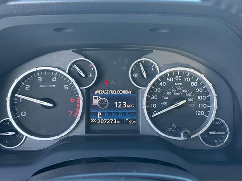 Used 2016 Toyota Tundra Limited w/ Limited Premium Package image 23