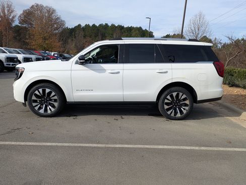 New 2025 Ford Expedition Platinum w/ Driver's Package image 7
