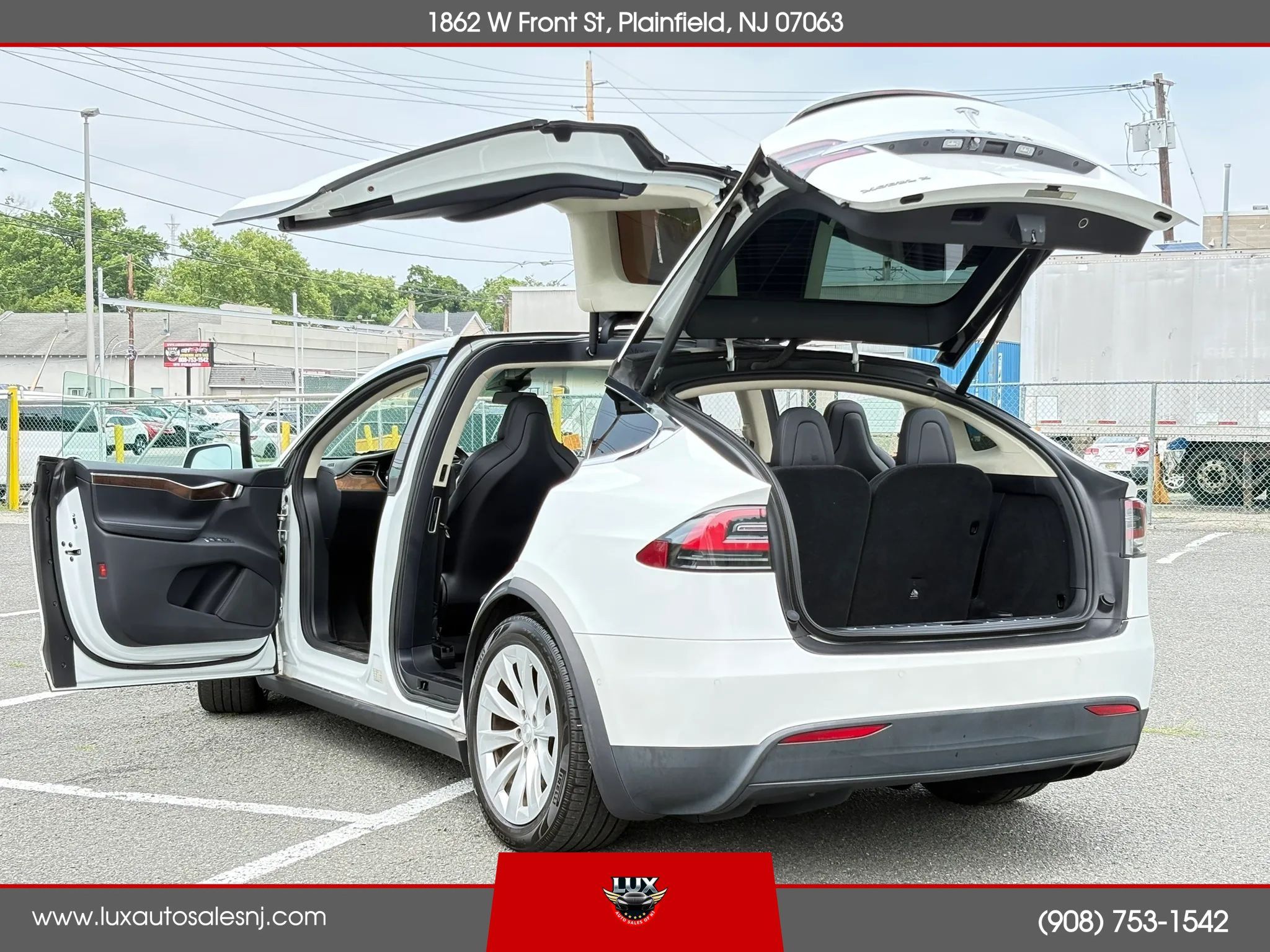Used 2018 Tesla Model X 100D AWD/4WD image 17