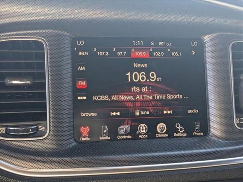 Used 2016 Dodge Charger SXT image 13