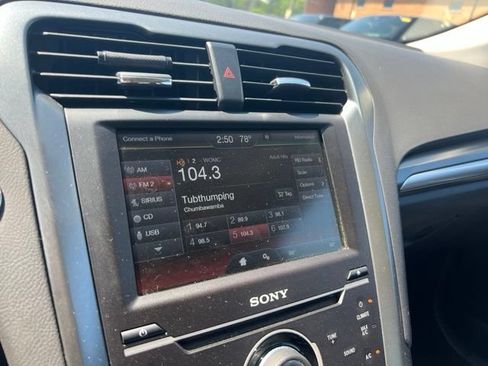 Used 2015 Ford Fusion Titanium FWD image 13