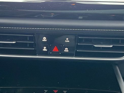 New 2026 Volkswagen Atlas Cross Sport SE image 28