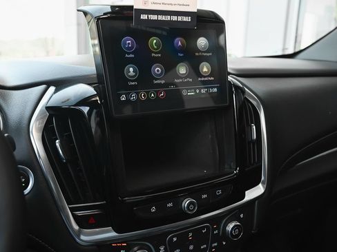 Used 2023 Chevrolet Traverse Premier w/ Redline Edition FWD image 32