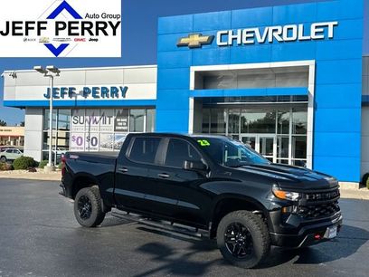 Used 2023 Chevrolet Silverado 1500 Custom Trail Boss w/ LPO, Dark Essentials Package