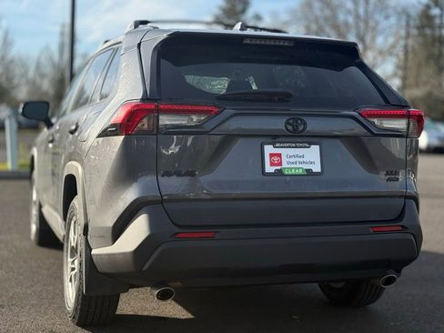Used 2023 Toyota RAV4 XLE image 3