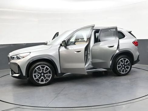 New 2026 BMW X1 xDrive28i w/ Technology Package AWD/4WD image 43