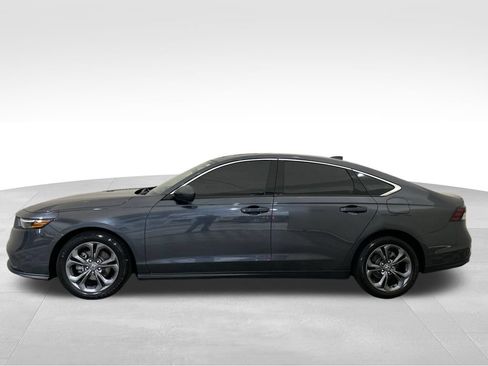 Used 2024 Honda Accord EX image 2