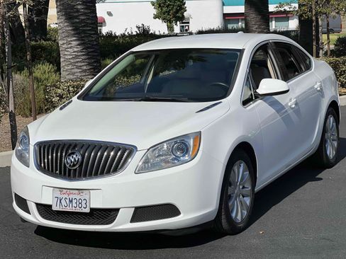 Used 2015 Buick Verano FWD image 10