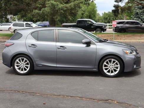 Used 2012 Lexus CT 200h Premium w/ Leather Pkg FWD image 3
