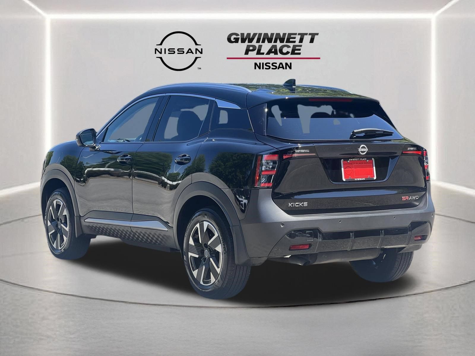 Used 2026 Nissan Kicks SR AWD/4WD image 21