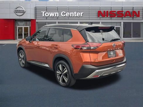 Used 2021 Nissan Rogue Platinum FWD image 5