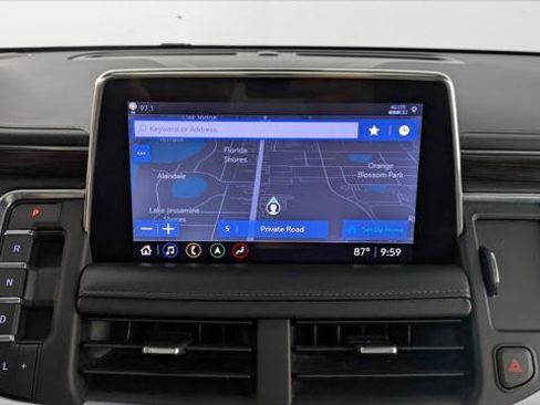 Used 2021 Chevrolet Suburban LT w/ Rear Media and Nav Package RWD image 32