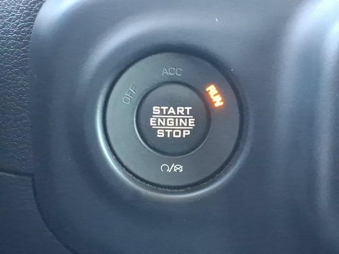 Used 2021 Jeep Wrangler Unlimited Sport AWD/4WD image 5
