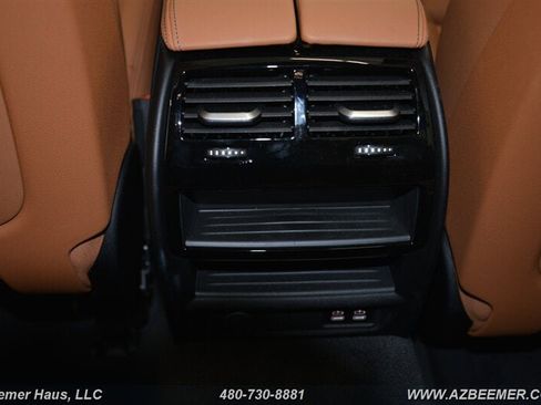 Used 2022 BMW 530e w/ Premium Package image 23