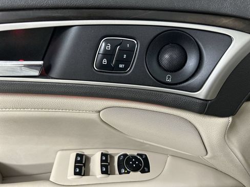 Used 2018 Lincoln MKZ Reserve w/ Magnetic Appearance Package AWD/4WD image 11