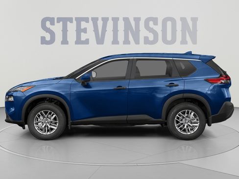 Used 2021 Nissan Rogue S FWD image 3