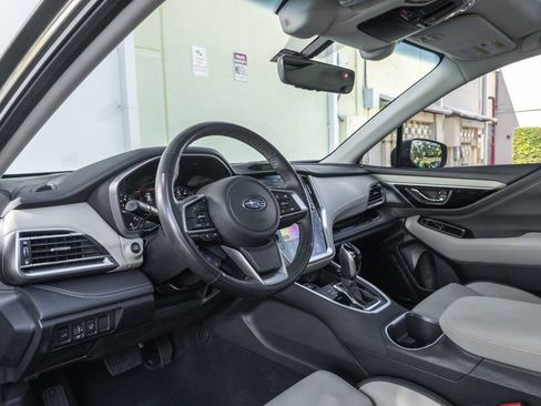 Used 2022 Subaru Outback Limited image 15
