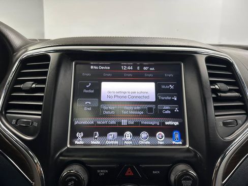 Used 2014 Jeep Grand Cherokee Overland image 59