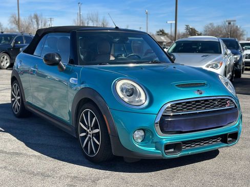Used 2017 MINI Cooper S image 7