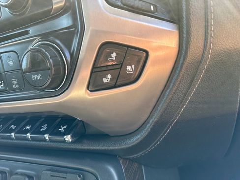 Used 2018 GMC Sierra 1500 Denali w/ Denali Ultimate Package AWD/4WD image 35
