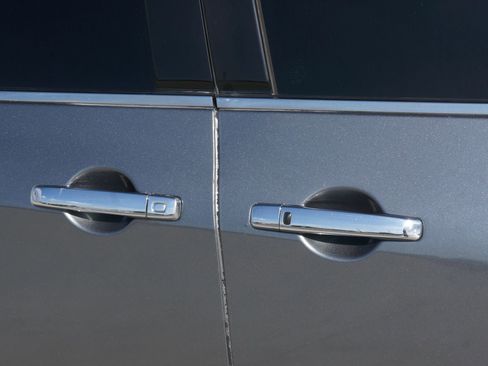 Used 2016 Nissan Quest SV image 20