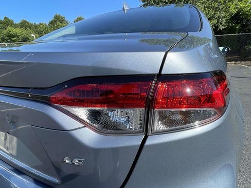 Used 2024 Toyota Corolla LE FWD image 19